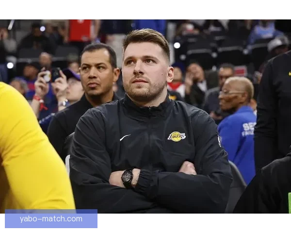 雷迪克：东契奇若持续当前表现本赛季有望赢得MVP 他是球队进攻核心